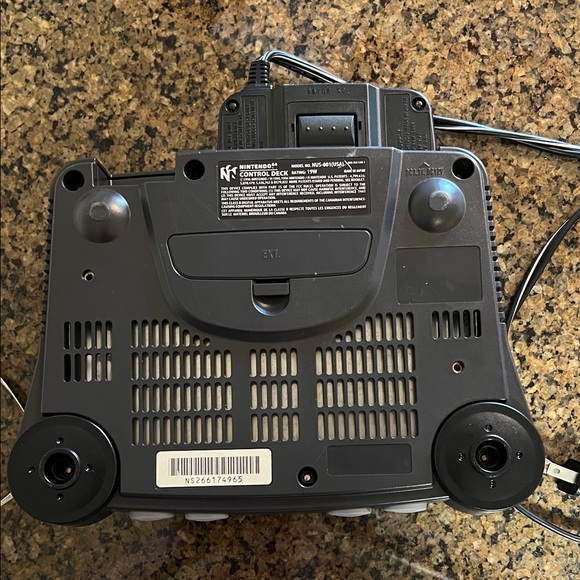 Nintendo 64 Game Console - Picture 5 of 5